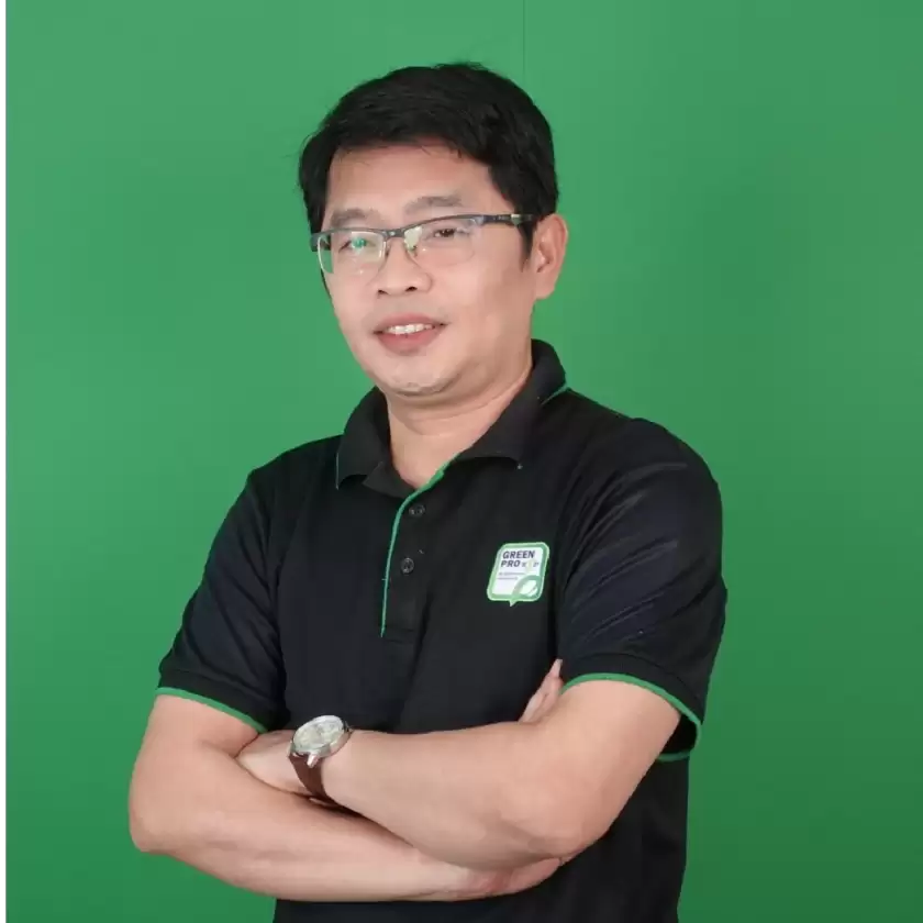 มานะ เผือกทิม <br><span style="font-size:0.8em; font-weight:normal;">Mana Phuaktim</span>